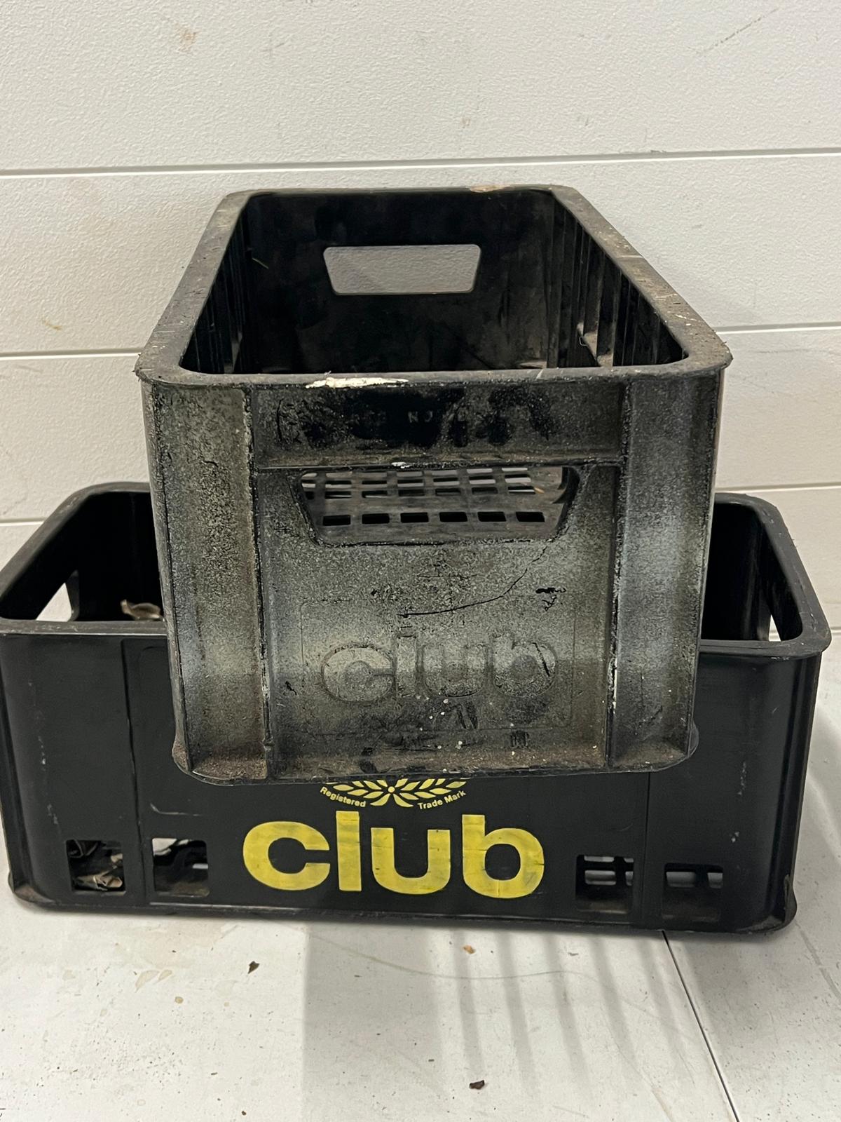 Two vintage plastic club soda crates - Image 2 of 2