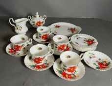 A part Royal Albert tea service "Poinsettia"