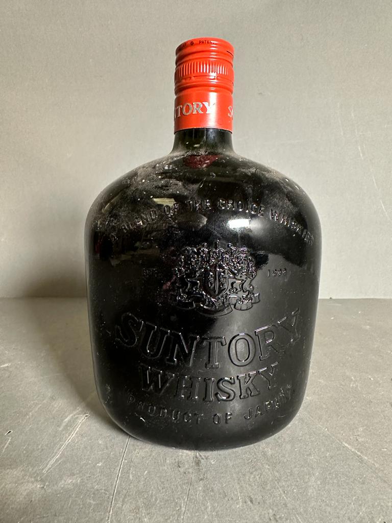 A bottle of Suntory Old Whisky - Image 2 of 2