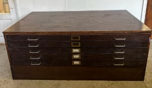 A vintage five drawer plan chest (H59cm W146cm D88cm)