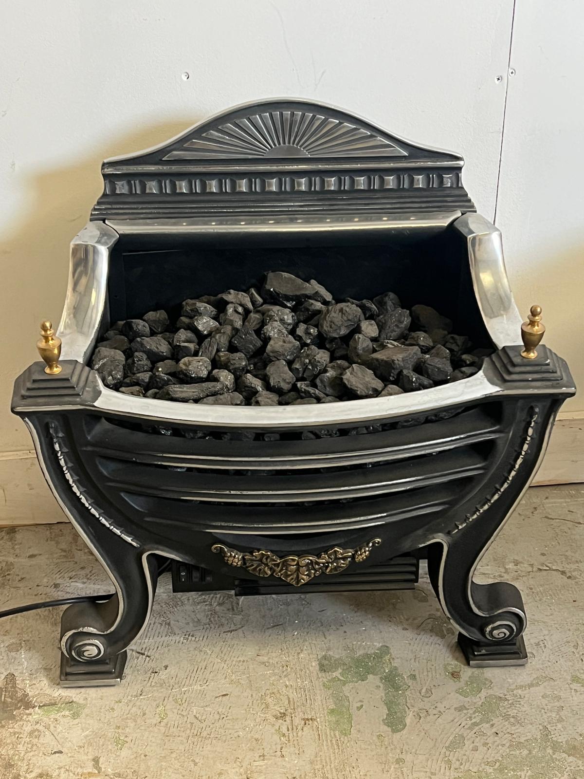 An electric fire/heater with cast iron style grate (H62cm W58cm) - Image 2 of 7