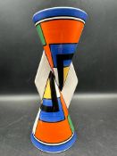 A Wedgewood Clarice Cliff Cubist Yo-Yo vase