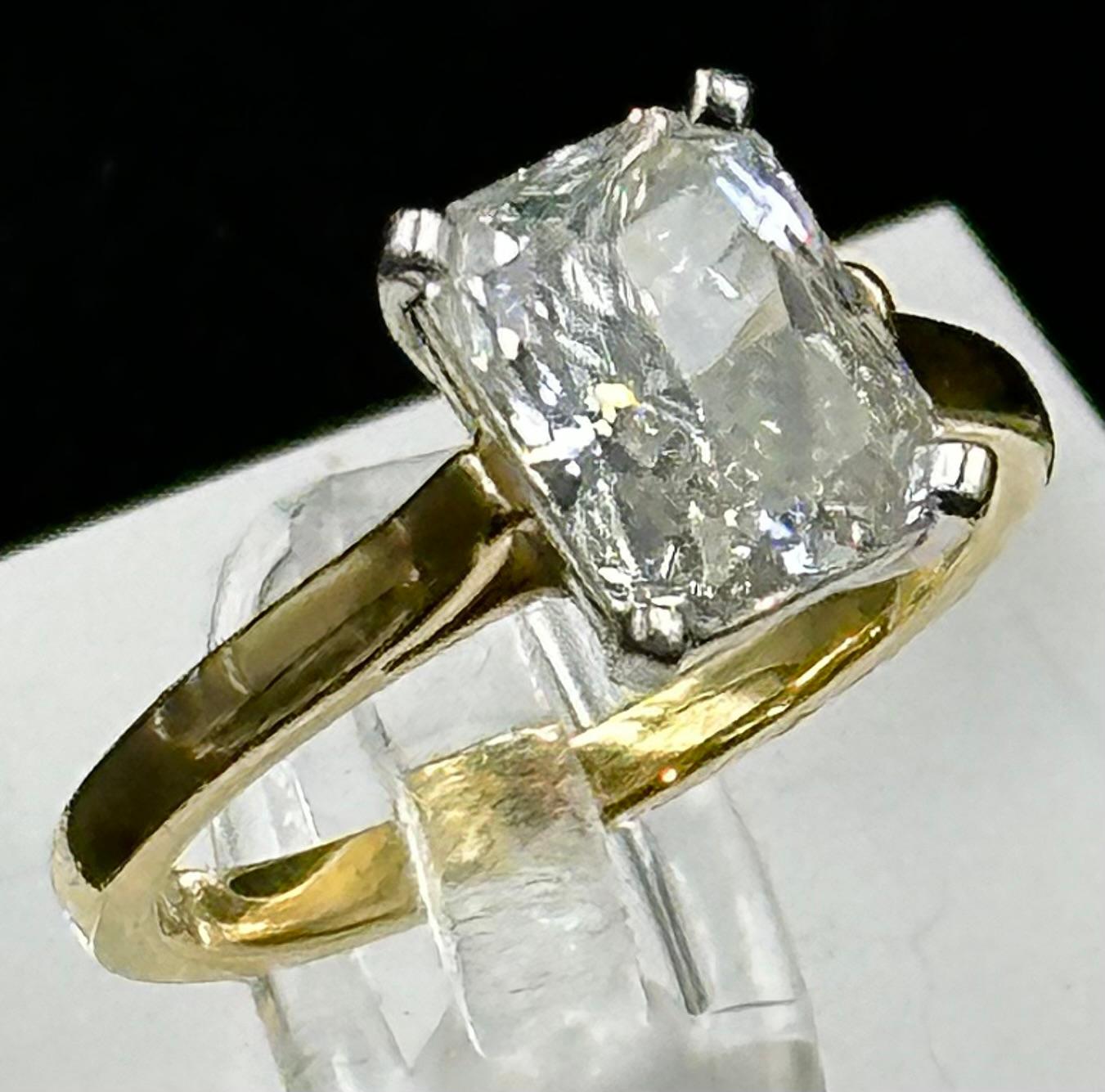 2.10ct Cushion cut diamond solitaire ring mounted in platinum and 18ct gold. Signed Tiffany & Co. - Image 3 of 5