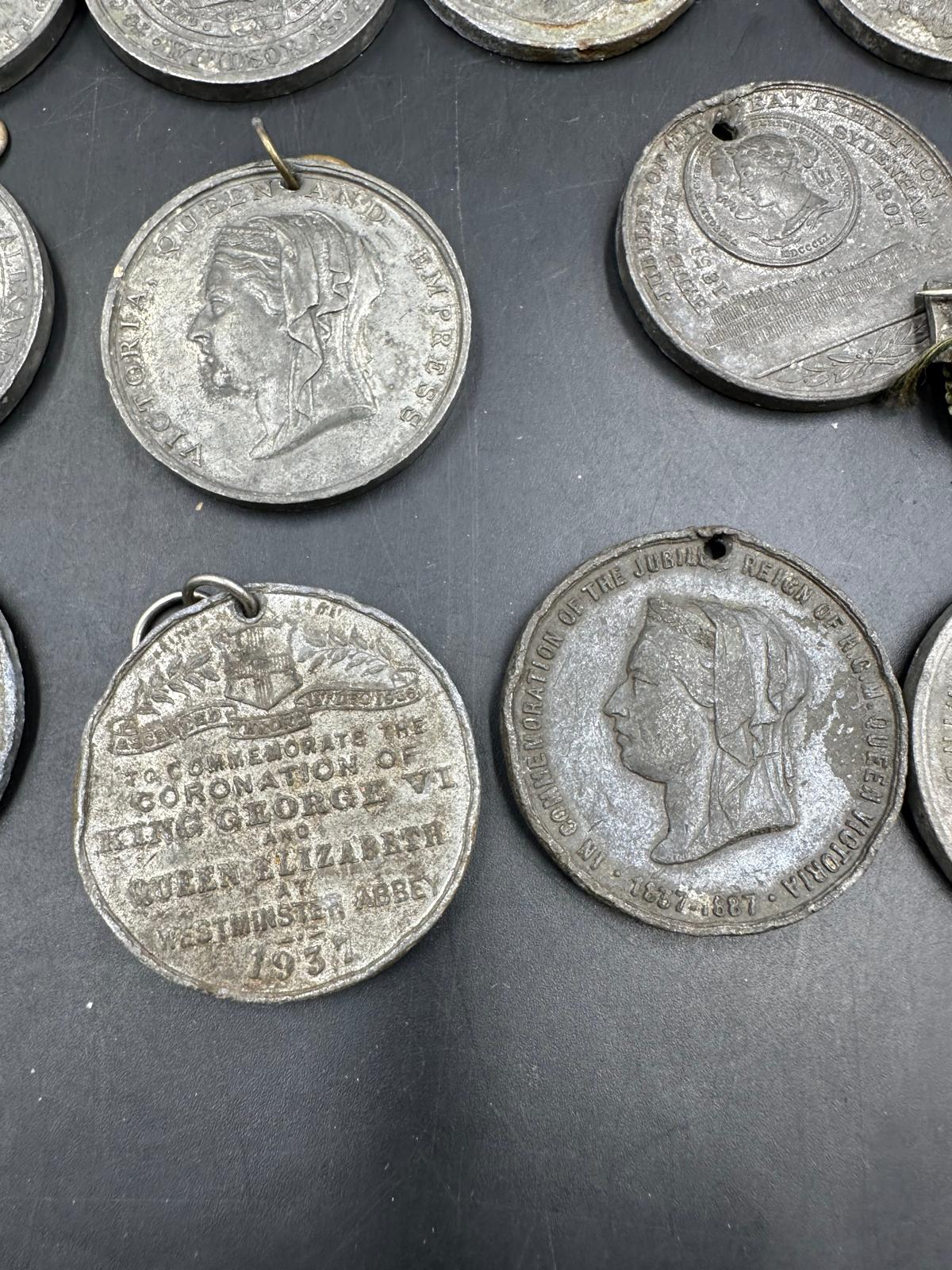 A selection of Windsor based commemorative medals commemorating Queen Victoria's Diamond Jubilee, - Image 3 of 3