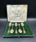 A boxed set of five silver tea spoons, Hallmarked for Sheffield 1931