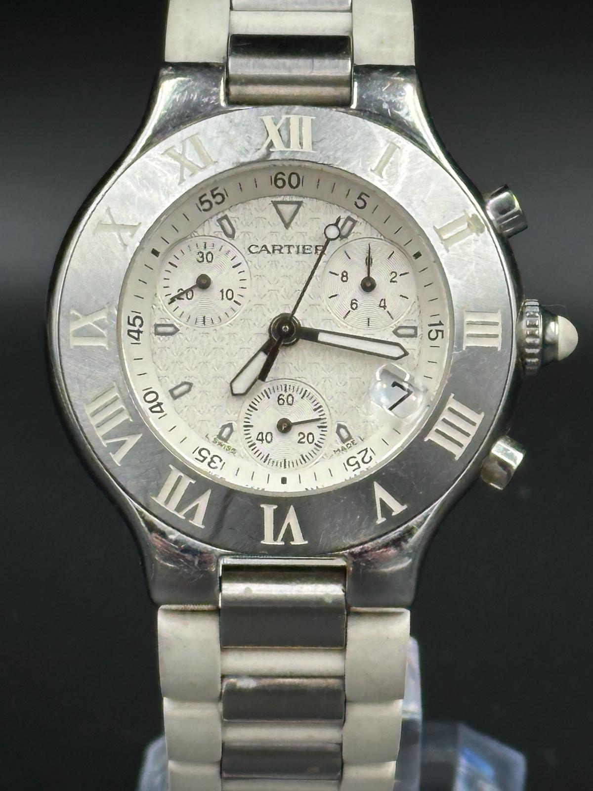 A Cartier Chronoscaph 21 Chronograph in white, stainless steel case, sapphire glass, white patterned - Image 5 of 5