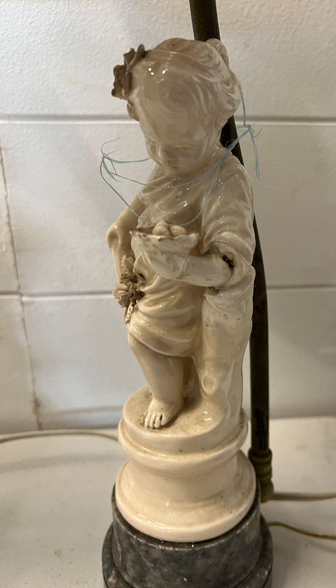 Two porcelain figural lamps on marble base (H50cm) - Image 2 of 4