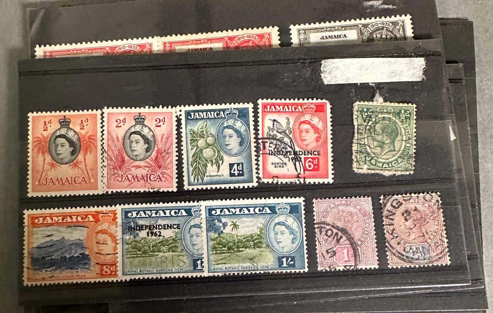 A collection of UK and World stamps sheets to include India, Mauritius and Hong Kong, various ages - Image 10 of 12