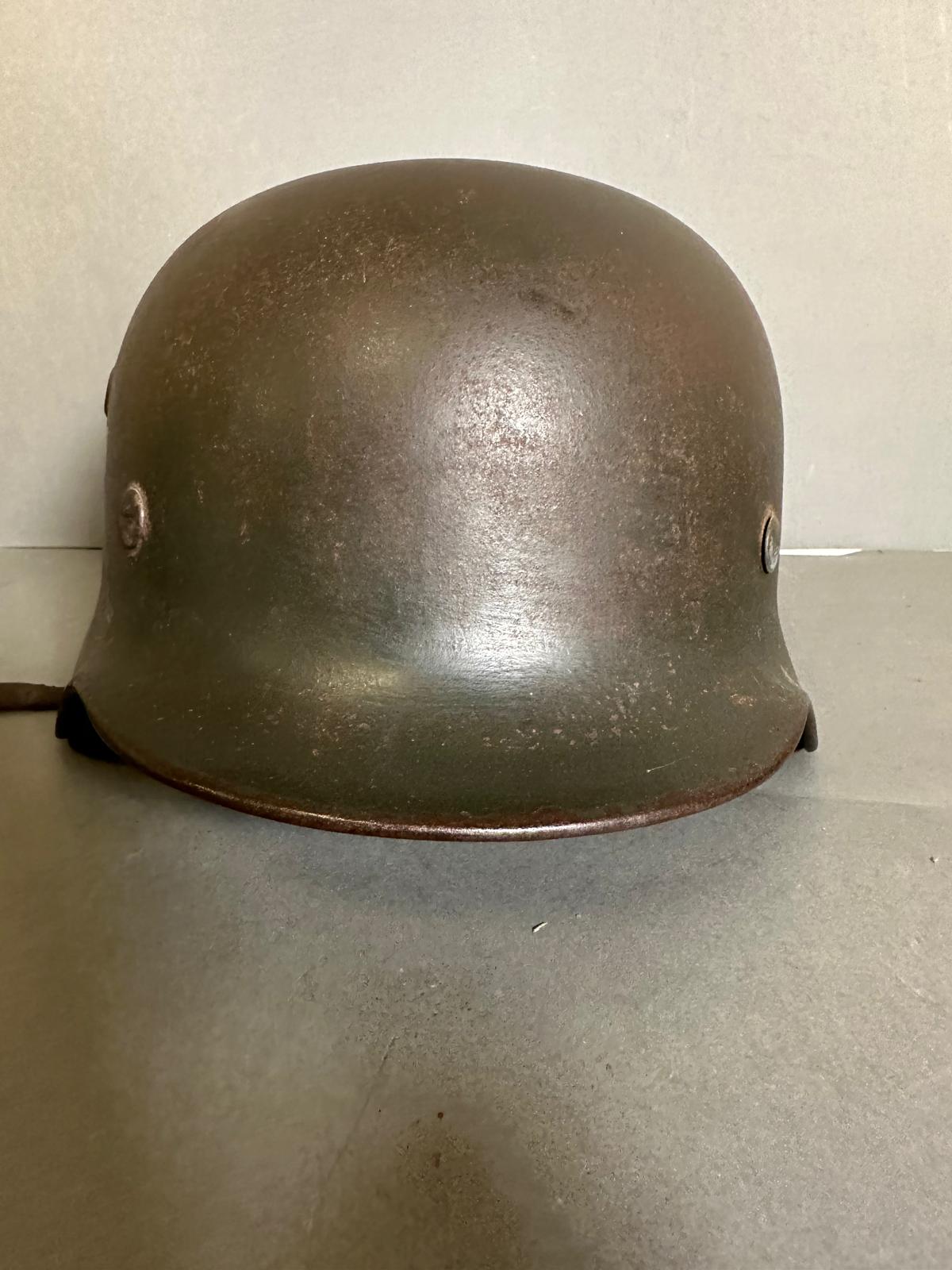 A WWII German guards helmet - Image 2 of 6