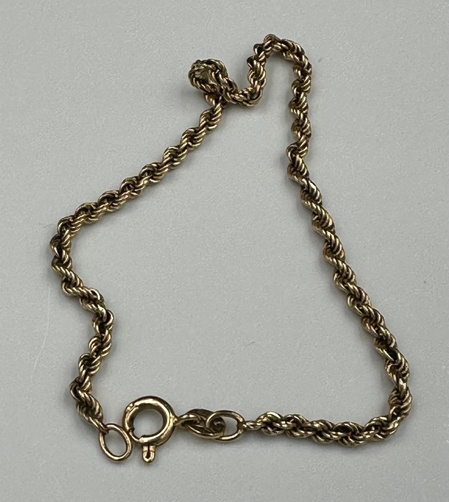 A 9ct yellow gold rope style bracelet with an approximate weight of 3.6g