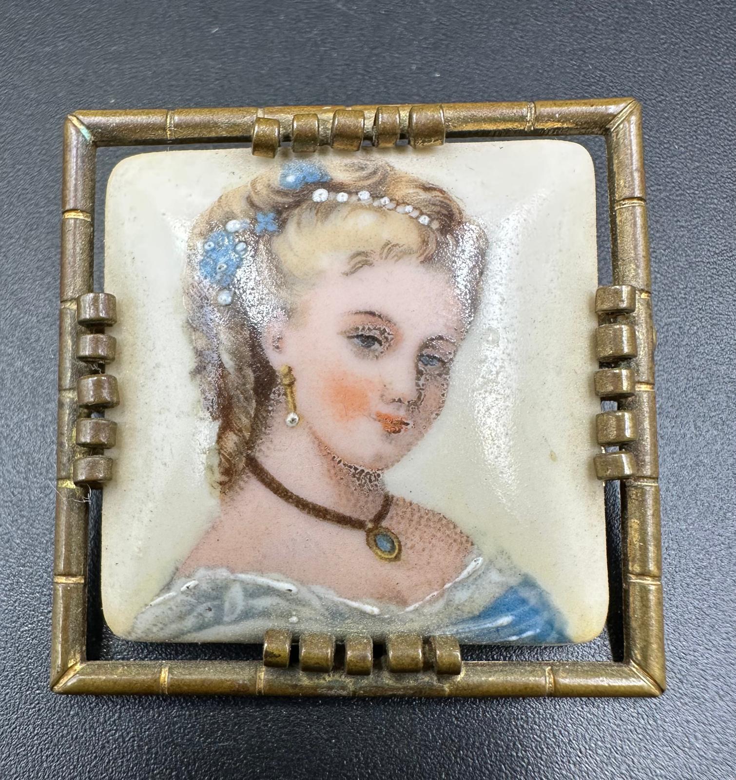 Limoges France porcelain portrait brooch pair from the mid 20th century - Image 4 of 10