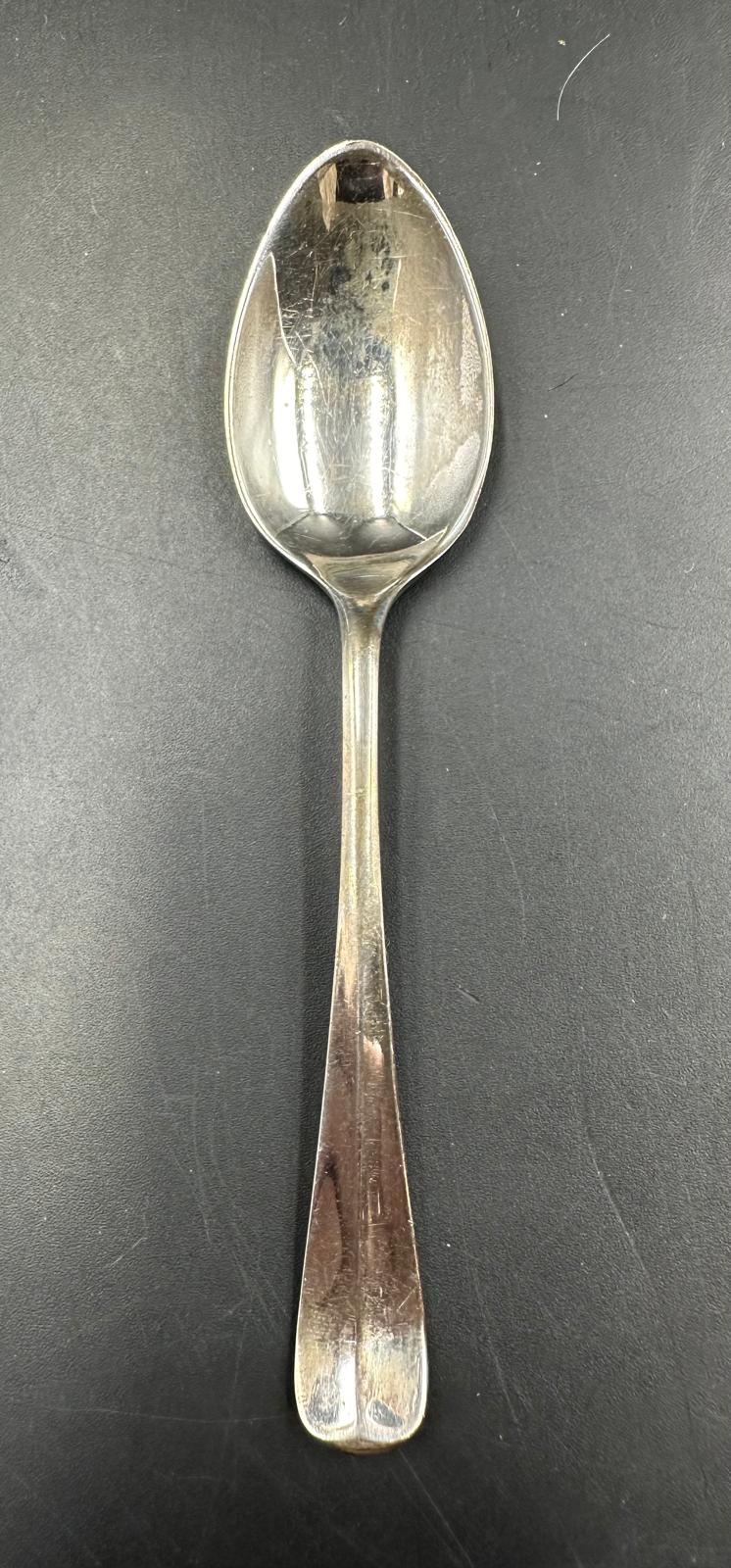 A boxed set of six silver teaspoons, hallmarked for Sheffield 1932 by Viner's Ltd - Image 3 of 4