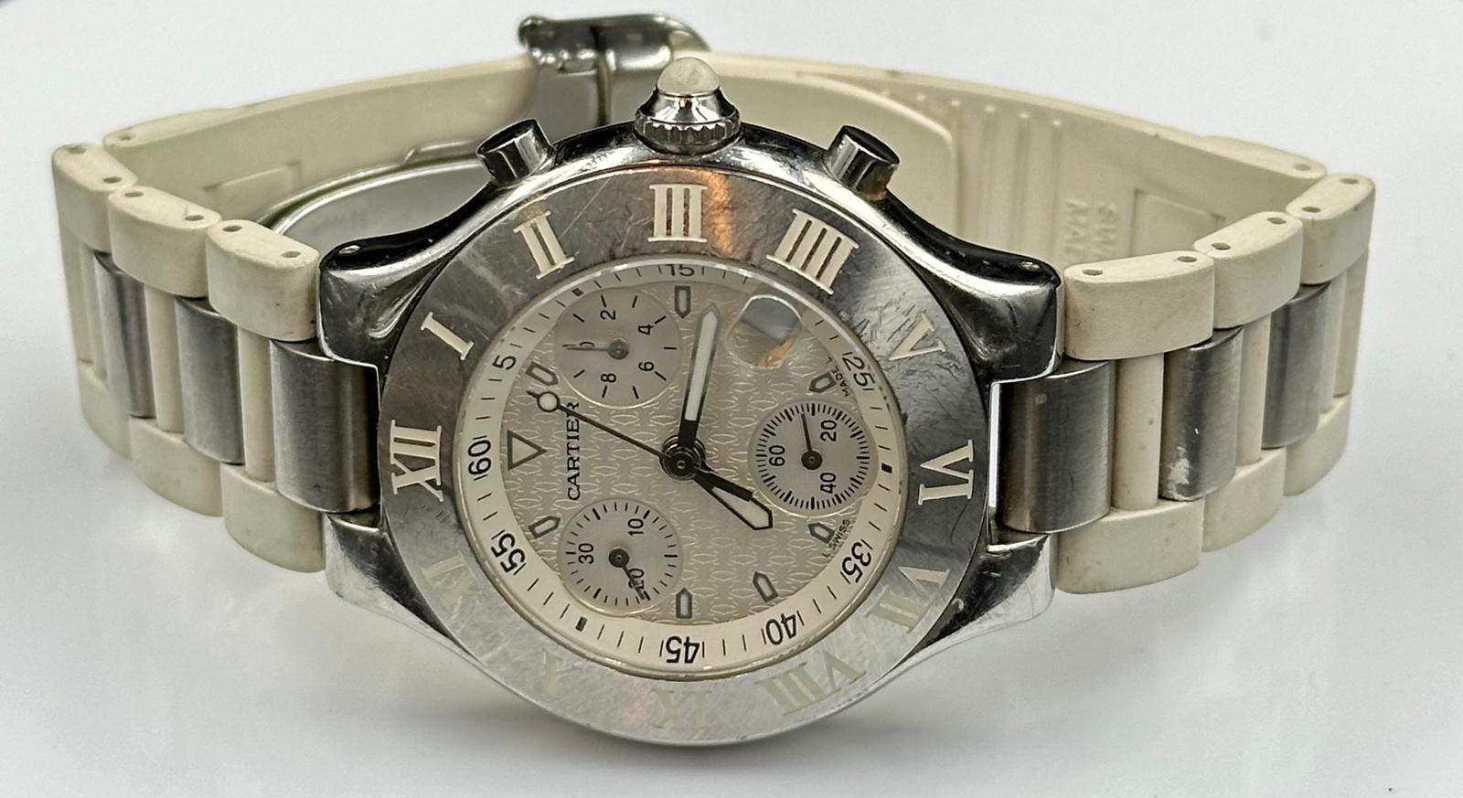 A Cartier Chronoscaph 21 Chronograph in white, stainless steel case, sapphire glass, white patterned - Image 4 of 5