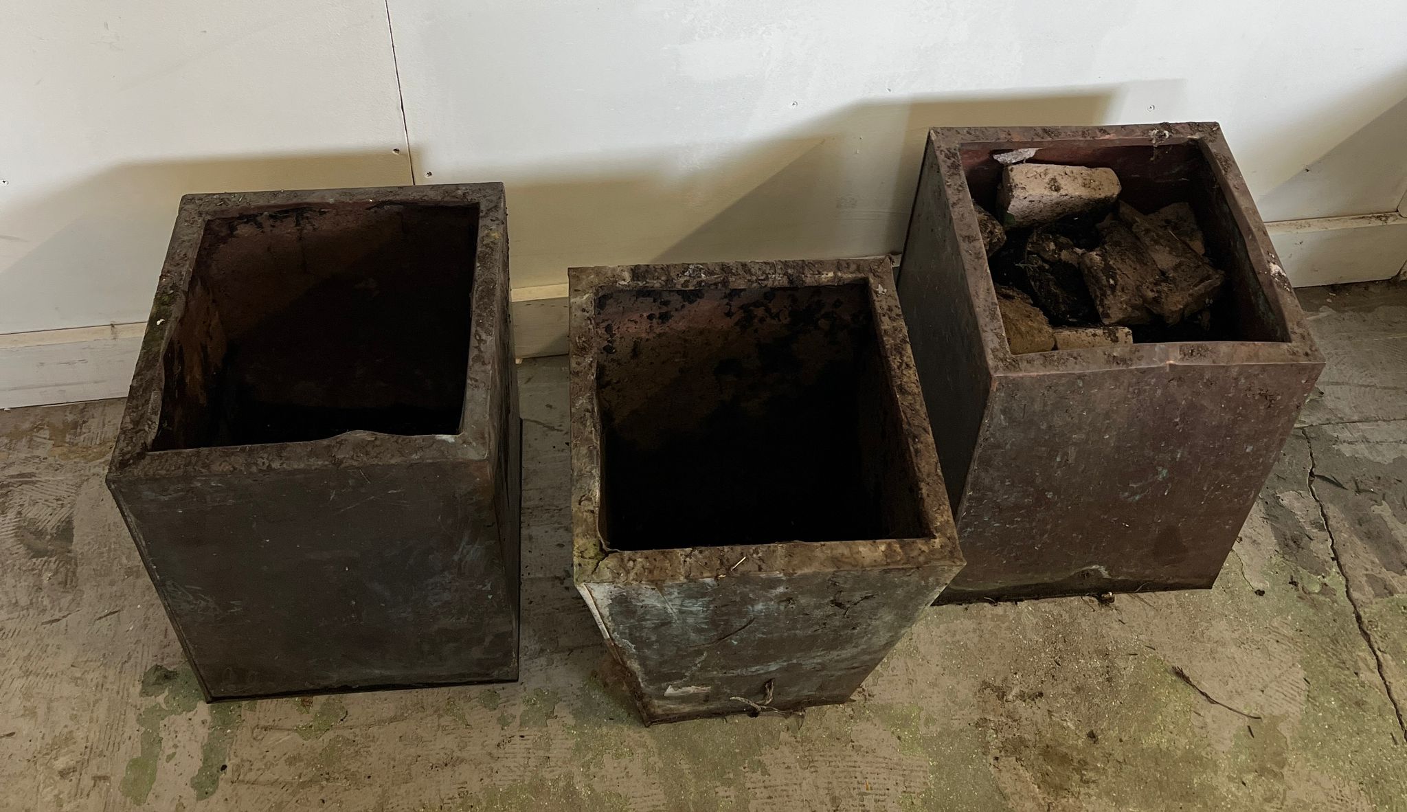 A pair of square copper planters and one tapering copper planter (H42cm SQ28cm) - Image 2 of 4