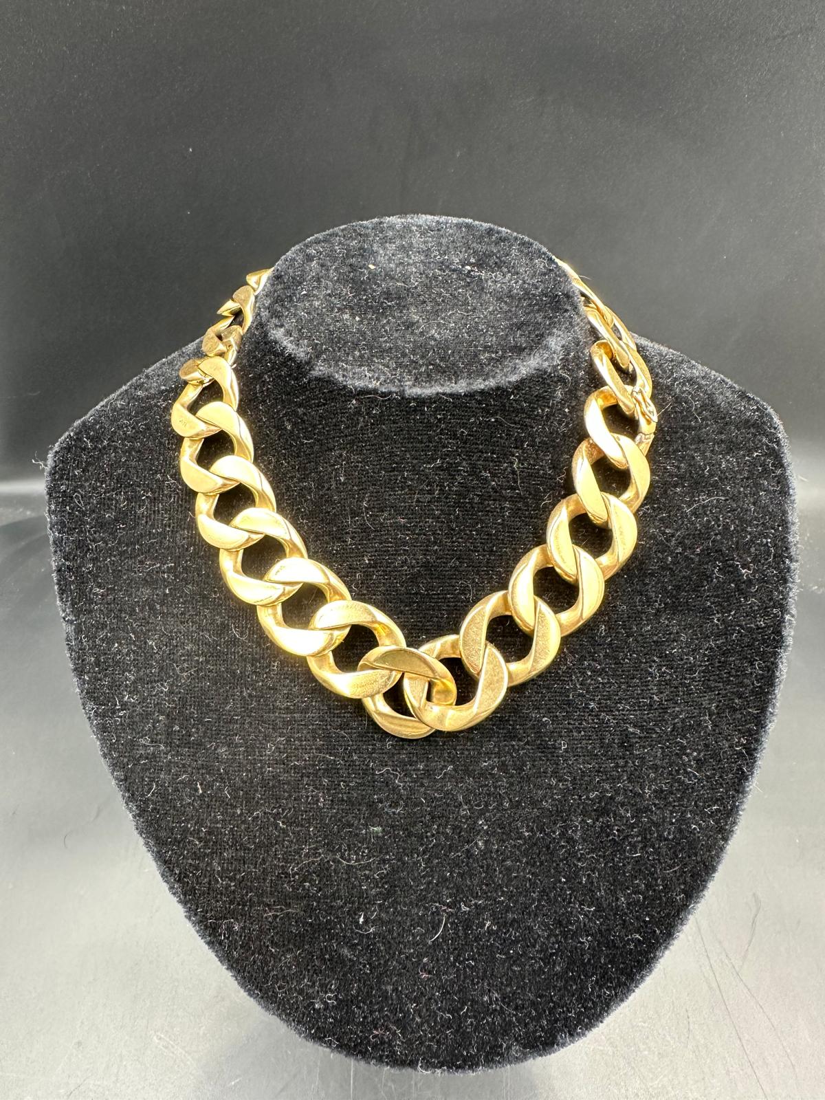 An impressive vintage Cartier necklace in 18ct yellow gold with a catch that means the necklace