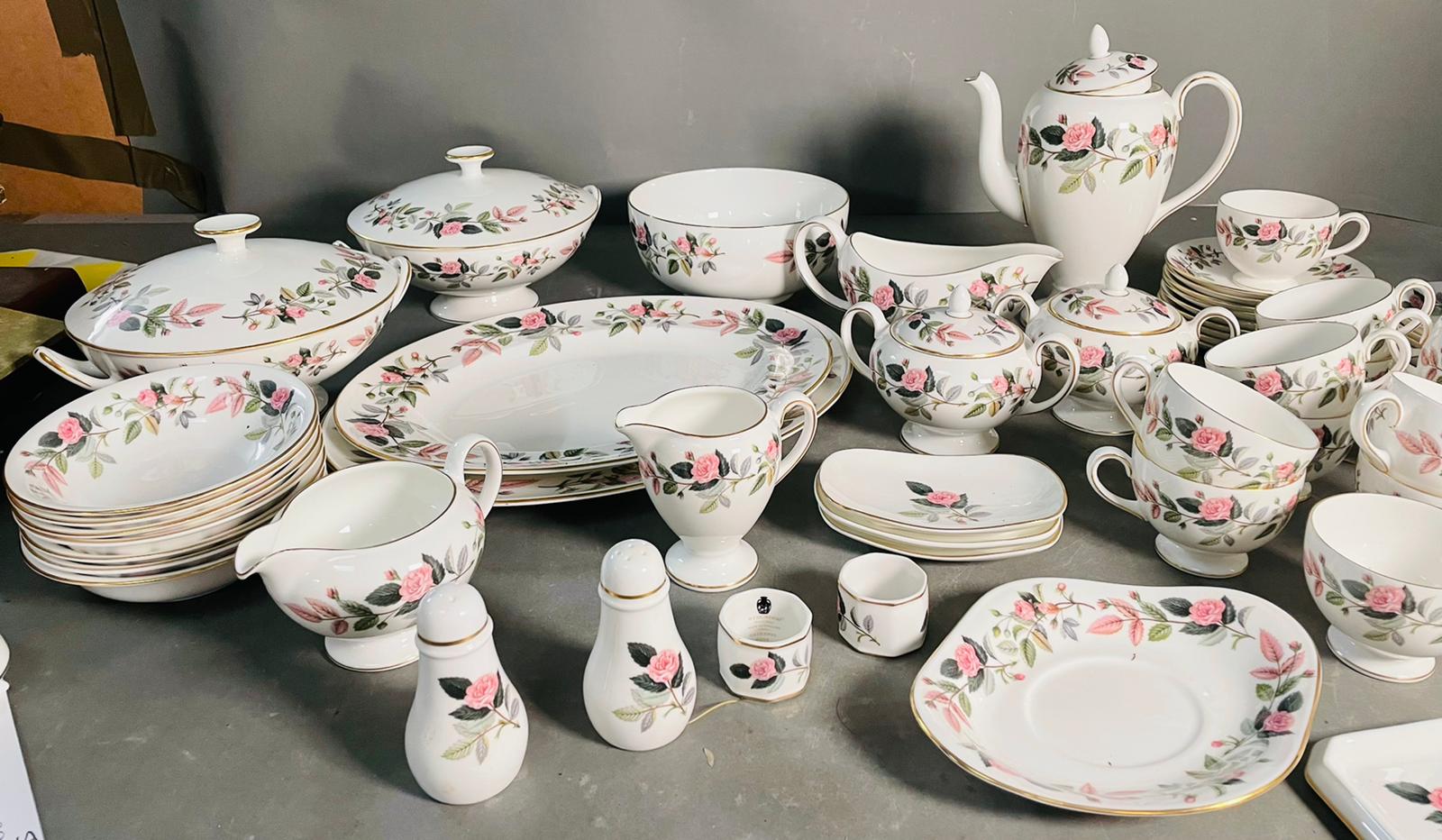 A large selection of Wedgwood Hathaway Rose pattern dinner service, 7 bowls, 7 coffee cups and - Image 2 of 6
