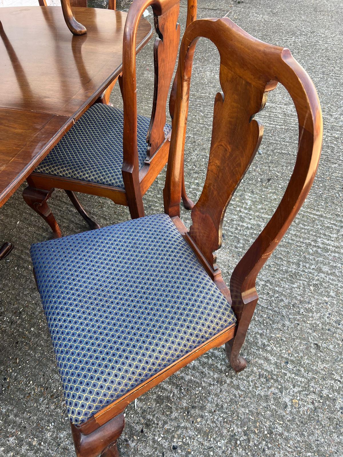 A mahogany dining table with twin pedestal and eight chairs (H75cm W183cm D112cm with three leaves - Image 4 of 8