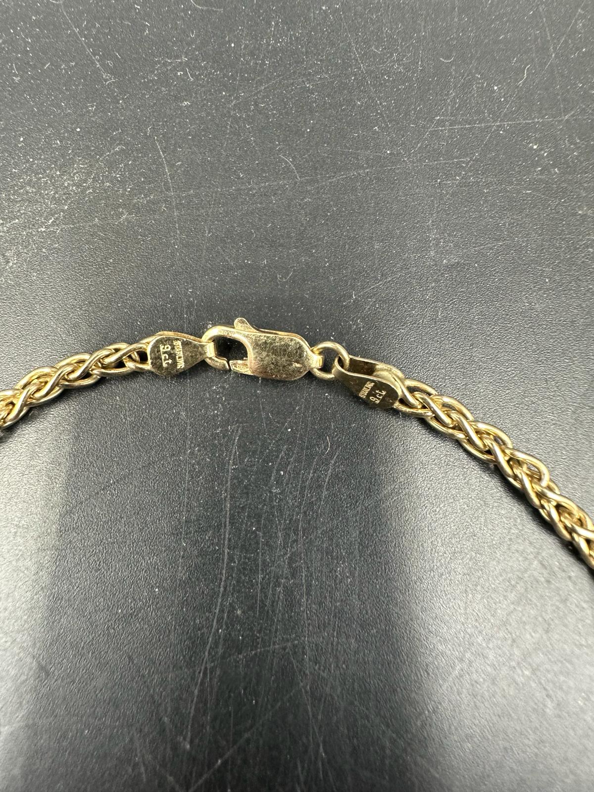 A 9ct gold Figaro style chain (Total weight 18.2g) - Image 4 of 4