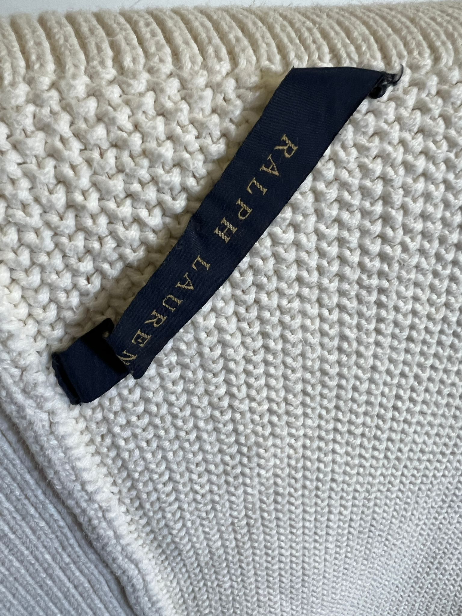 A white knitted Ralph Lauren throw 275cm x 230cm Condition Report pull to one side, no marks, no - Image 4 of 6
