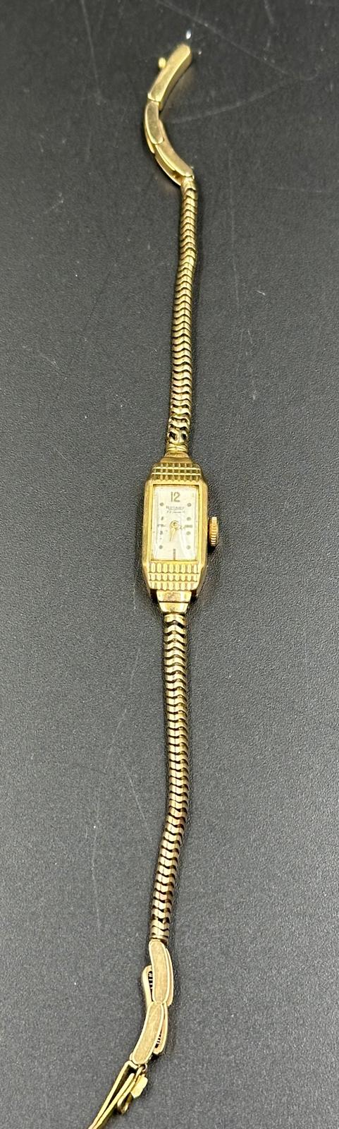 A 9ct Ladies rotary watch on 9ct gold bracelet, with an approximate total weight of 13.4g - Image 4 of 4