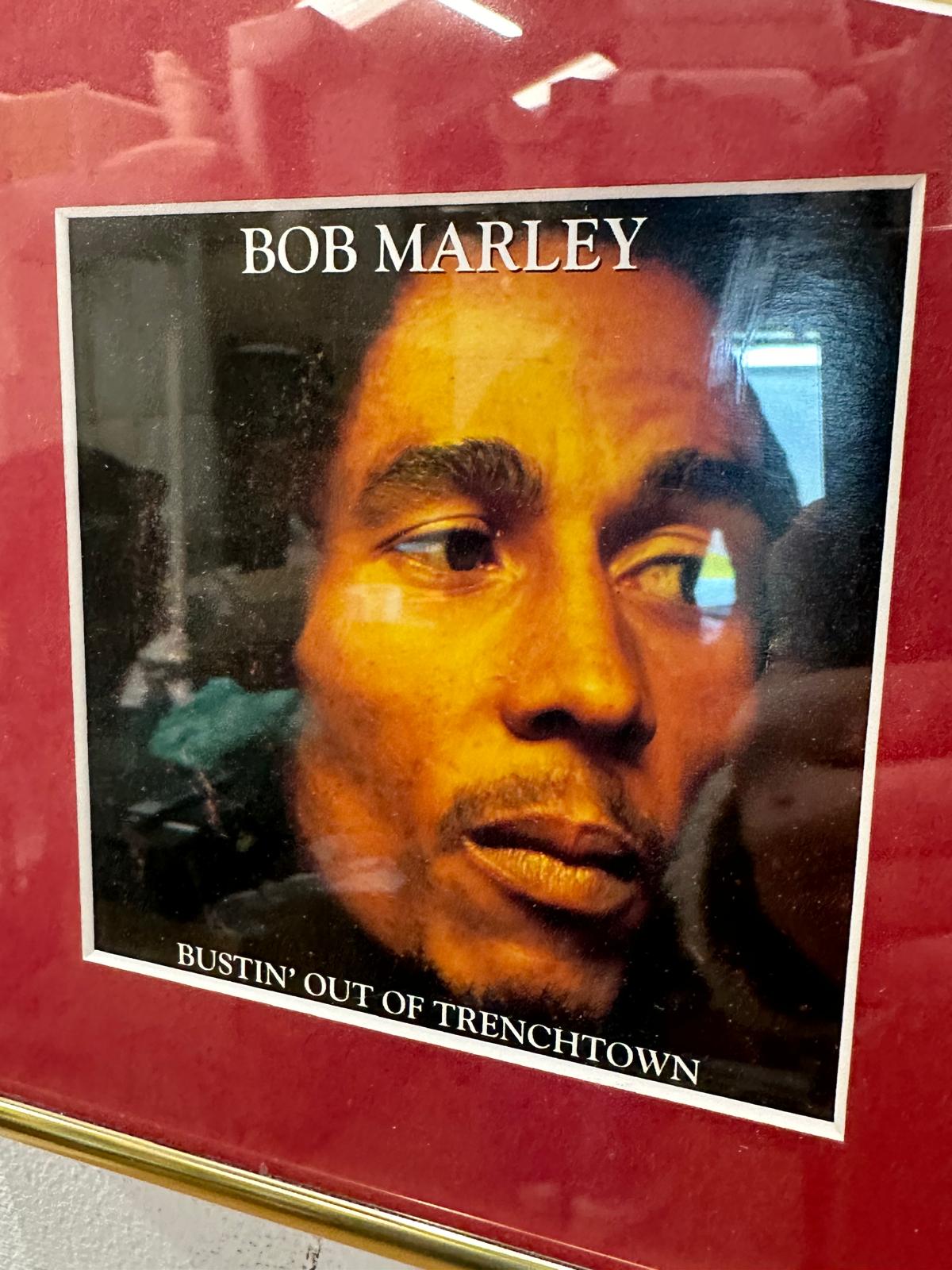 Bob Marley gold disc for the album "Bust In Out Of Trench Town" 3 of 200 (40cm x 50cm) - Image 2 of 3