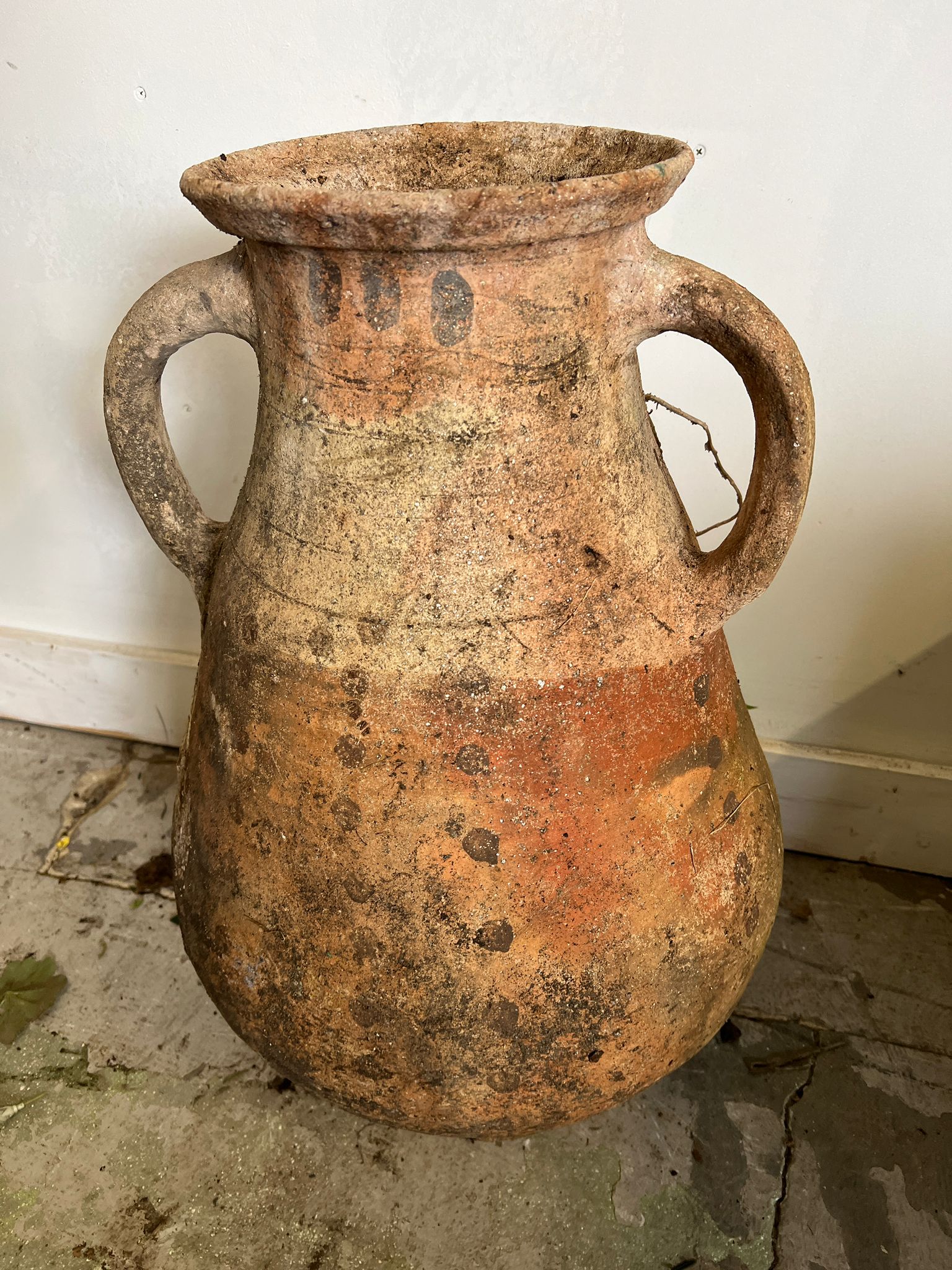 A terracotta rustic two handle vessel (H64cm Dia36cm) - Image 2 of 3