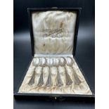 A boxed set of six silver teaspoons, hallmarked for Birmingham 155 with an approximate weight of 70g