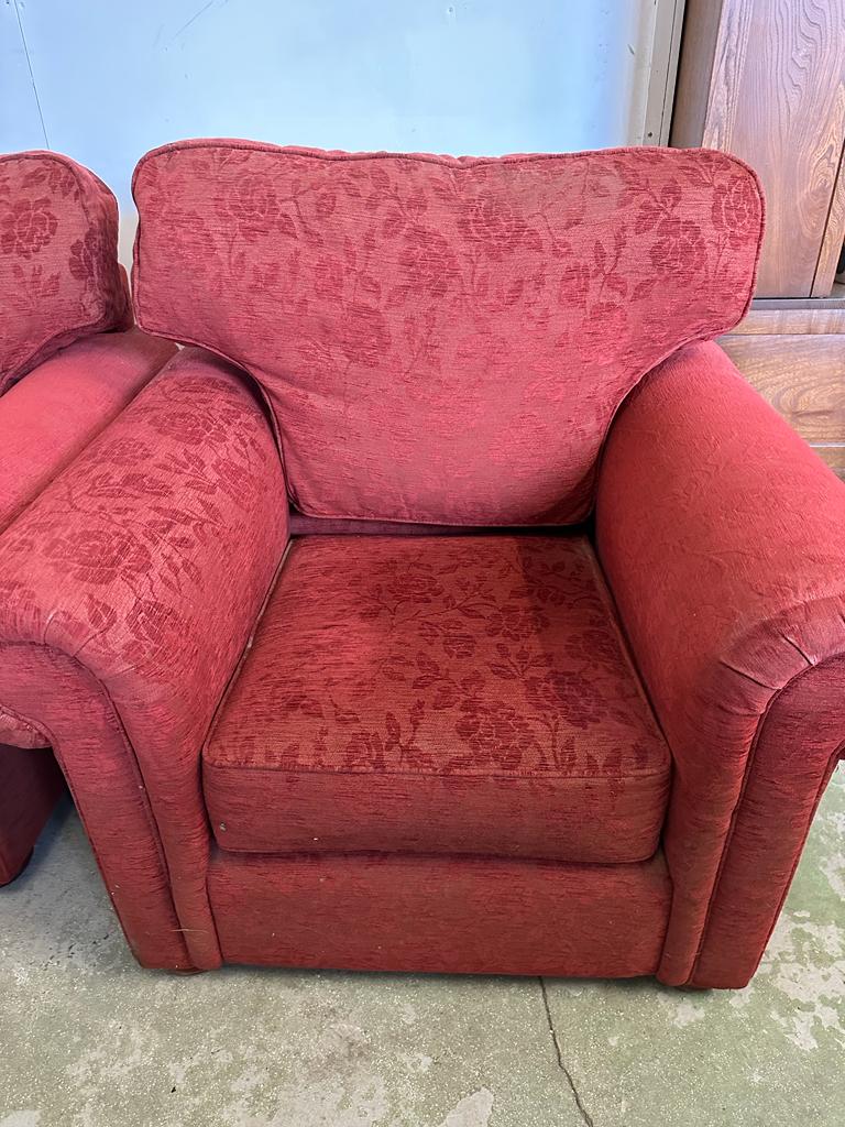 A pair of red floral upholstered arm chairs - Image 4 of 4