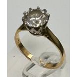 An 18ct gold ring with CZ and approximate weight of 3.9g Size N
