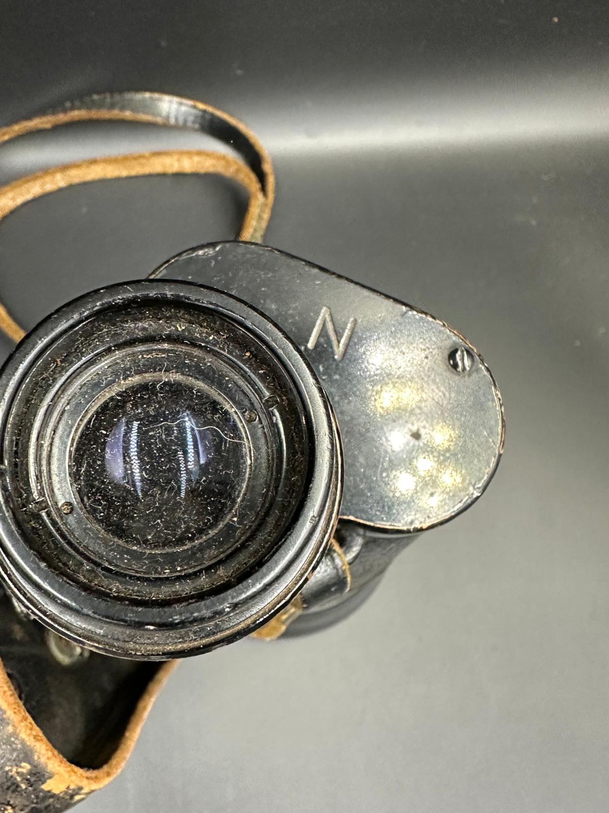 A set of German WWII military binoculars, Carl Zeiss Jena DF 7 x 50 2148429 - Image 2 of 4