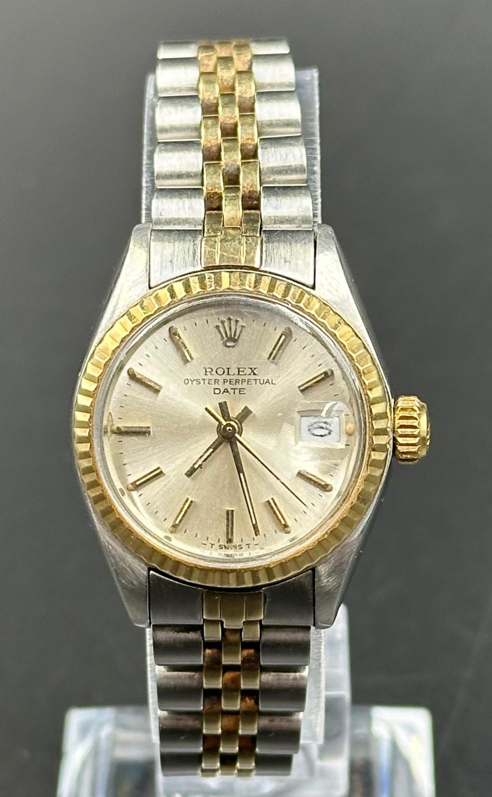 Vintage Rolex lady date steel and 18ct gold wristwatch. 26mm case. Jubilee strap. Automatic - Image 4 of 4