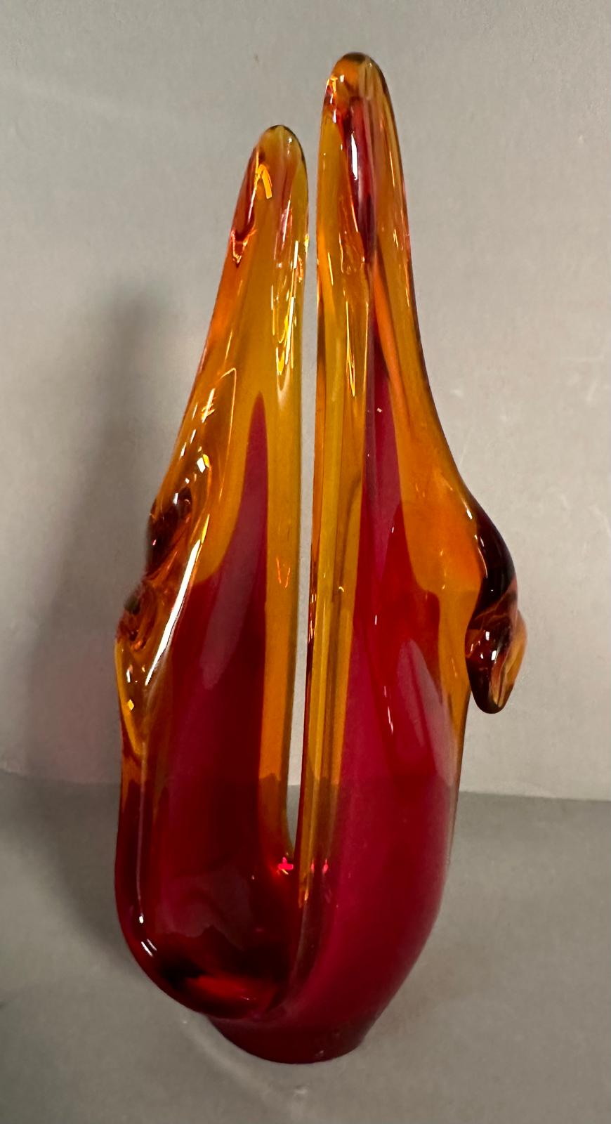 Two contemporary art glass vases in cranberry and yellow - Image 3 of 4