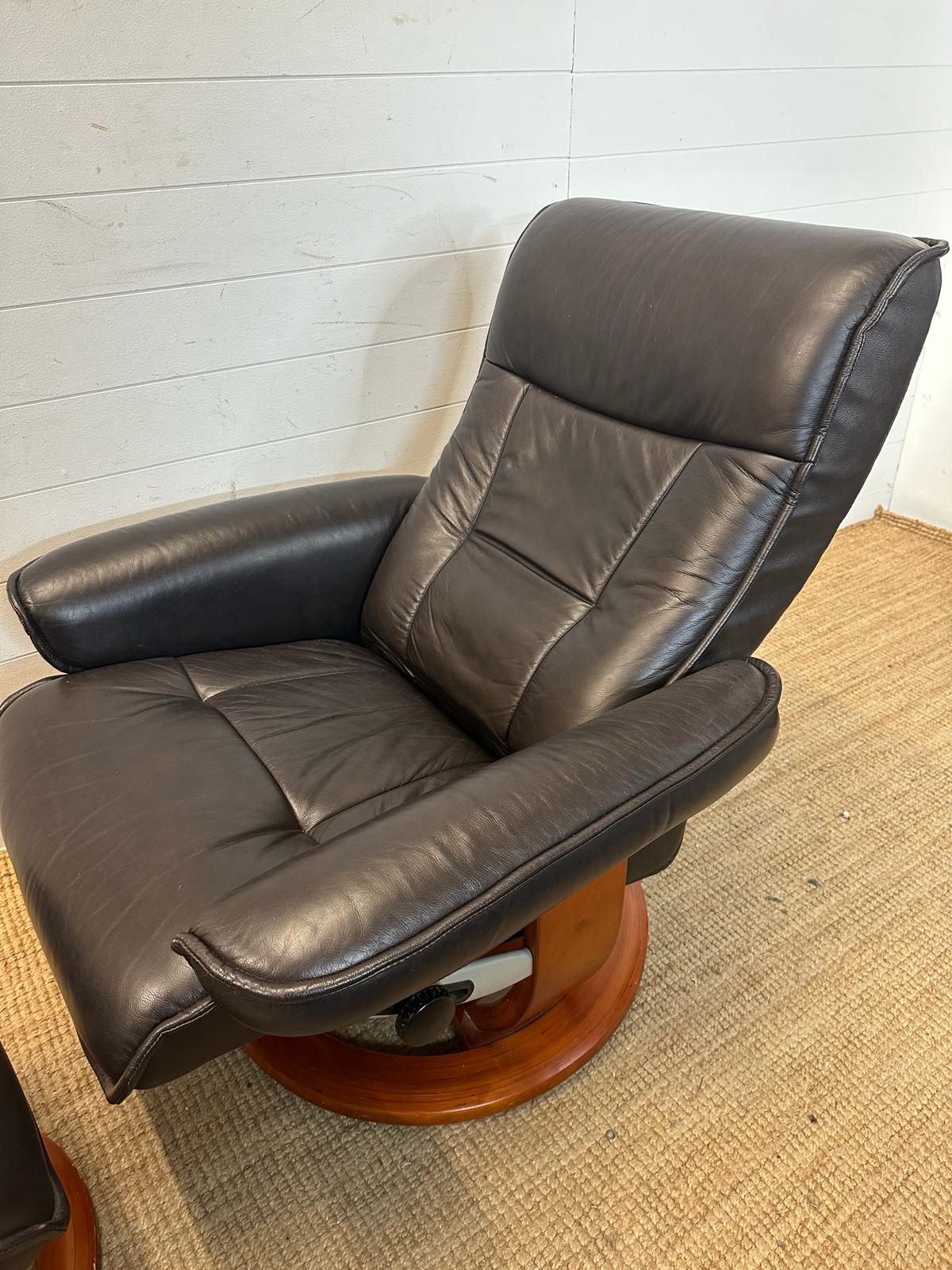 A black leather ergonomic stressless arm chair and matching foot stool - Image 4 of 5