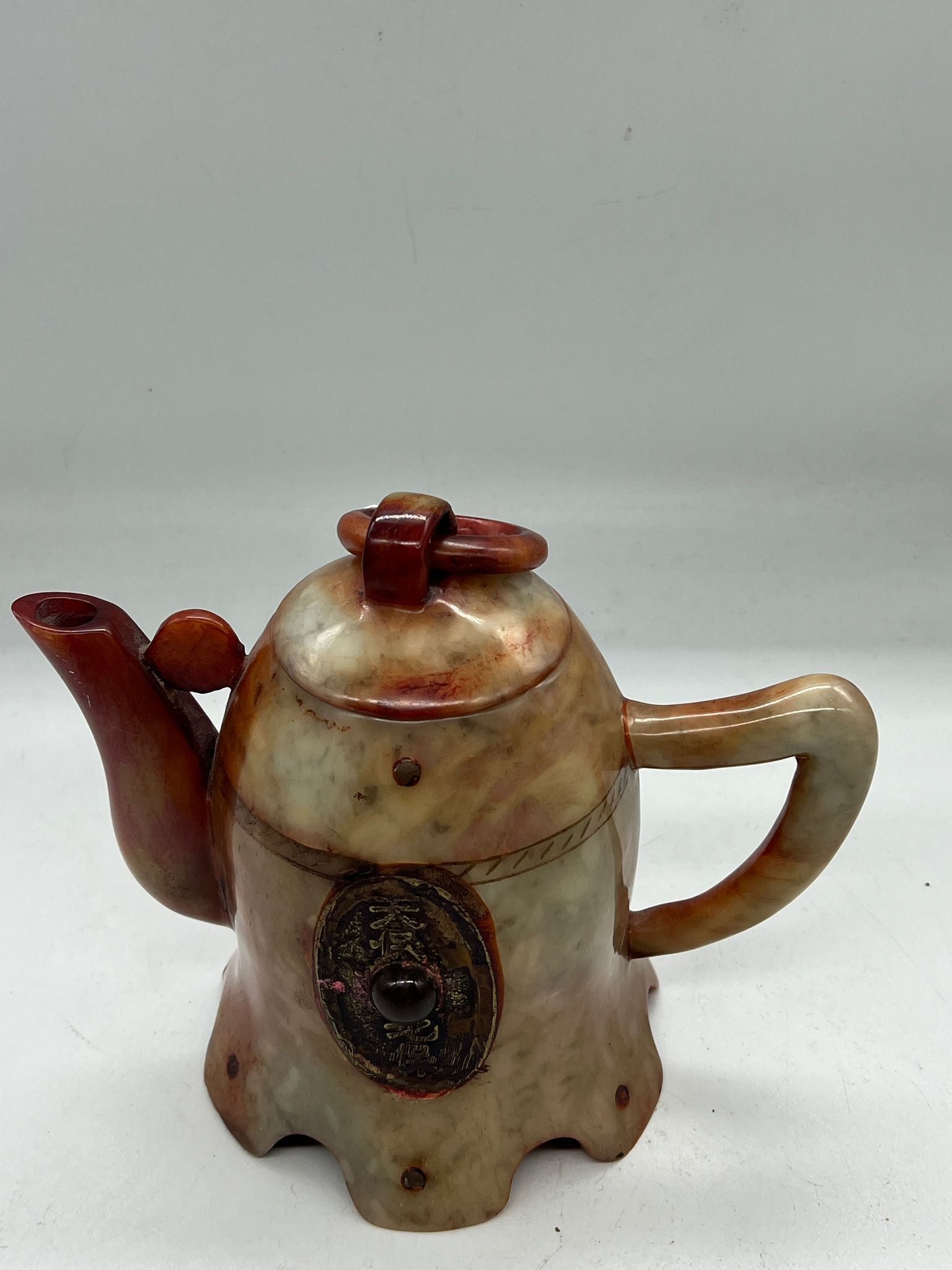 A jade teapot with ring pull handles to lid (H18cm) - Image 2 of 5