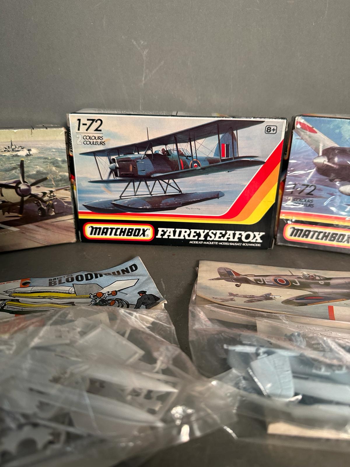 A selection of boxed and unboxed model kits to include Matchbox, Airfix and Frog - Image 5 of 8