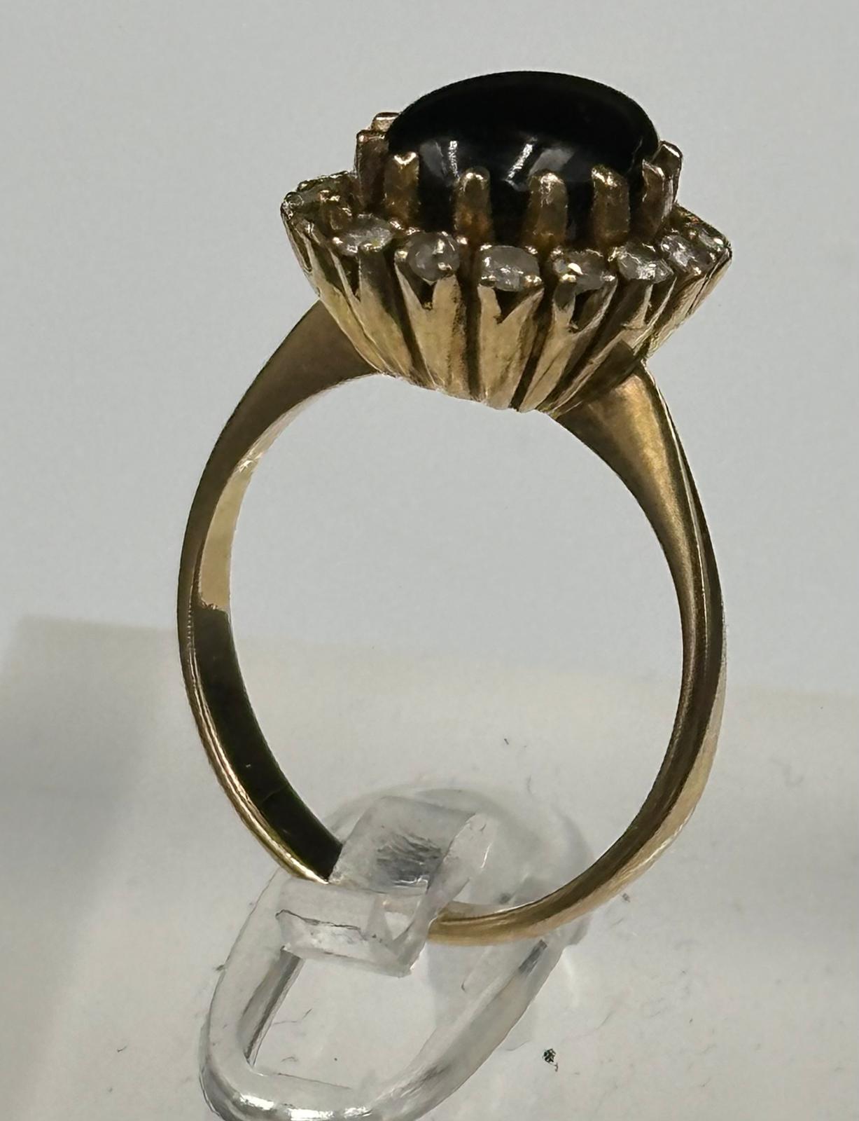 A gold tigers eye ring with diamonds AF SIze M - Image 2 of 3