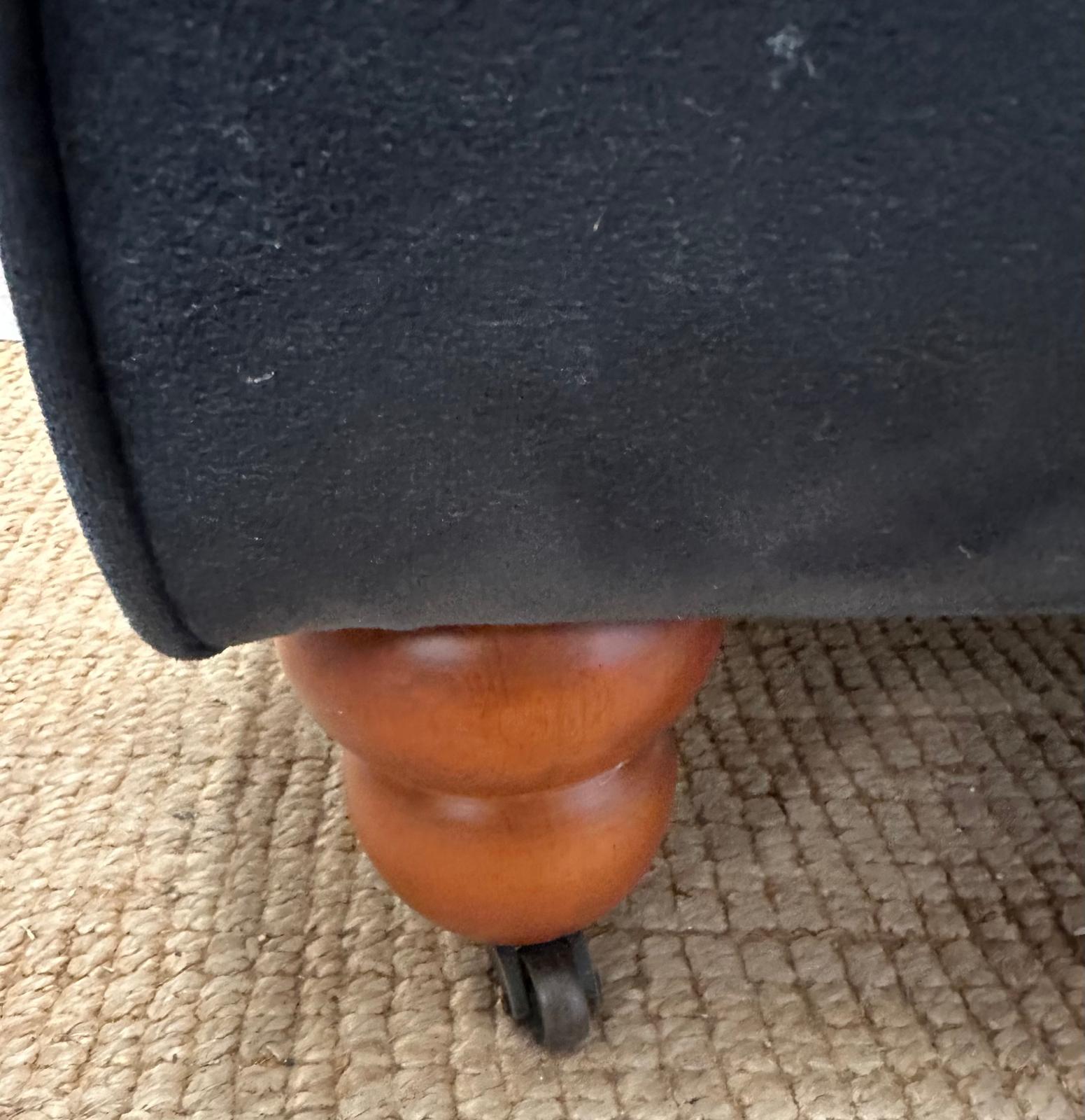 A velvet footstool (H30cm W78cm D52cm) - Image 3 of 3