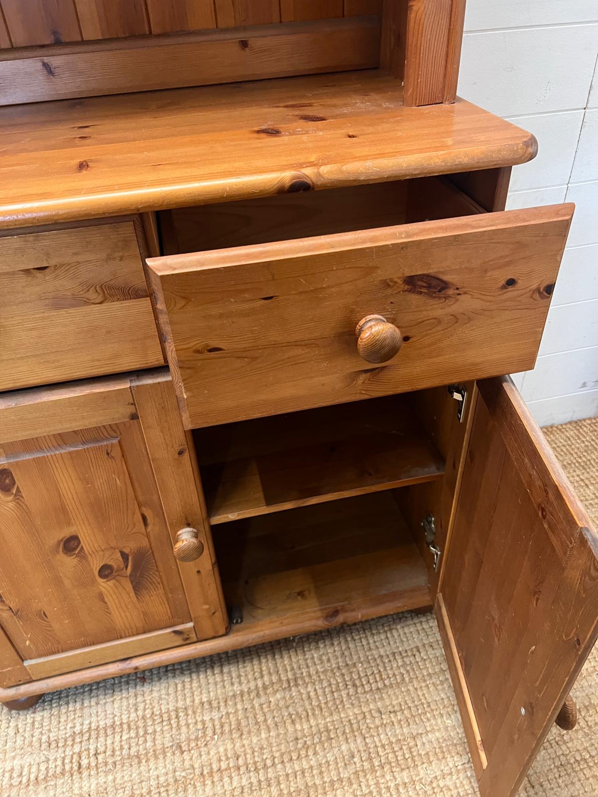A pine dresser with open shelves upon a cupboard base (H180cmW80cm D43cm) Condition Report general - Image 3 of 3