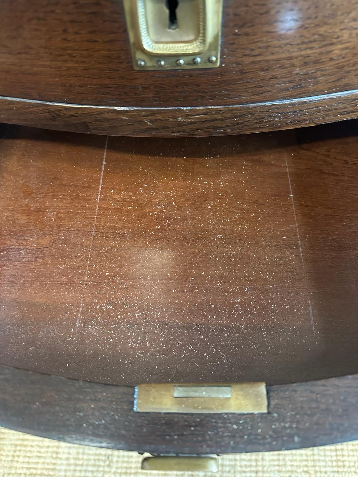 An oak Art Deco cabinet comprising of two drawers four glazed cupboards and central mirror (H200cm - Image 5 of 8