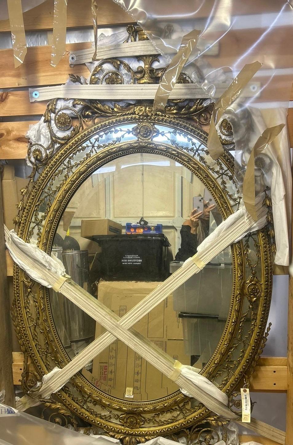 A large George lll gilt wood oval mirror. The frame with urn cresting and floral and foliate scrolls - Image 21 of 21