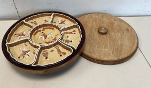 A Chinese lazy Susan (Dia 34cm)