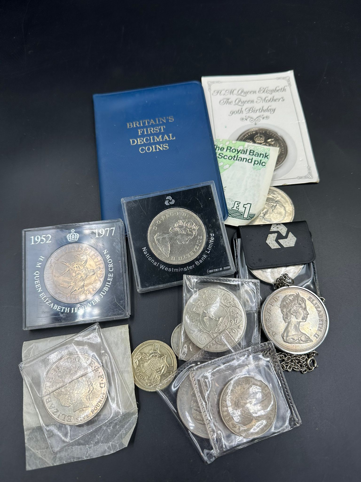 A small selection of collectable coins including crowns etc.