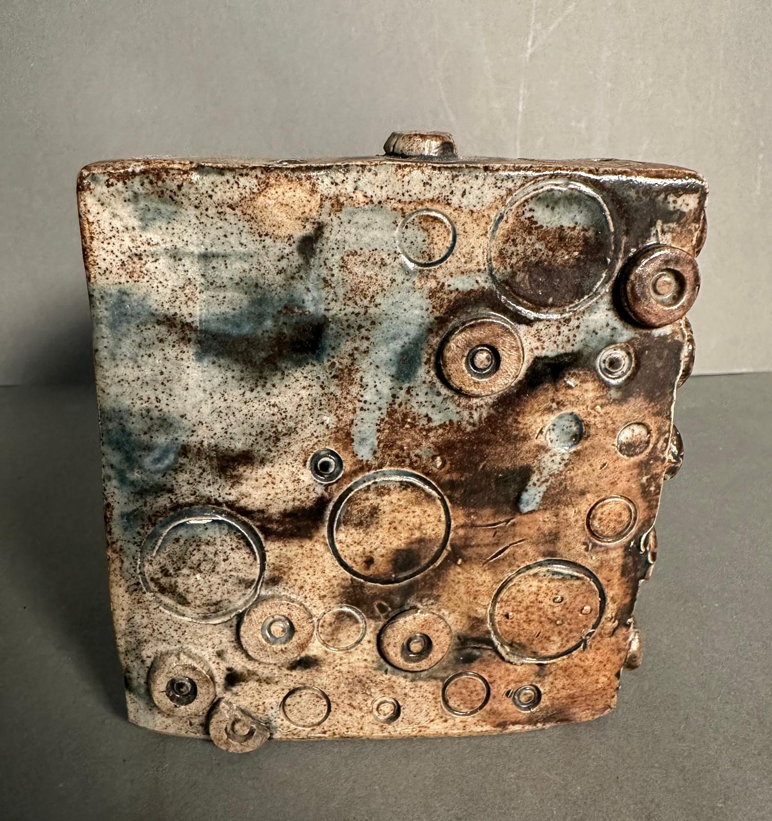 Two studio pottery items to include a cube. - Image 11 of 14