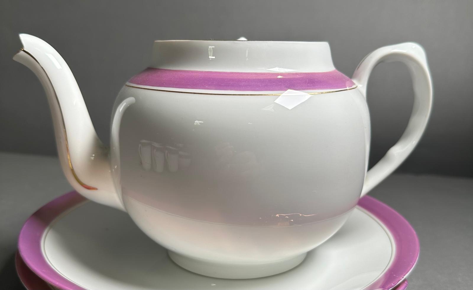 A czechoslovakian part tea service white with purple rims - Image 7 of 7