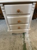 A pine painted side cabinet (H61cm W46cm D40cm)