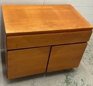 Beaver and Tapley teak side cabinet (H67cm W84cm D54cm)