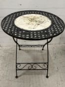 A bistro table with lattice work top (H73cm Dia70cm_