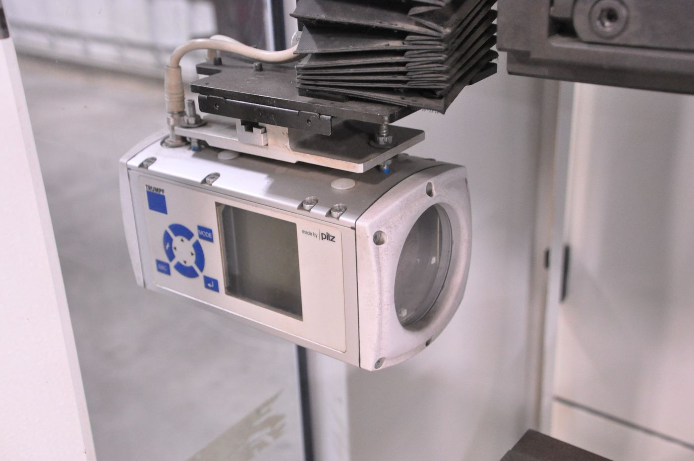 Trumpf 180-Ton Cap. Model TruBend 3180 CNC Press Brake, S/N: B0205B2028 ...