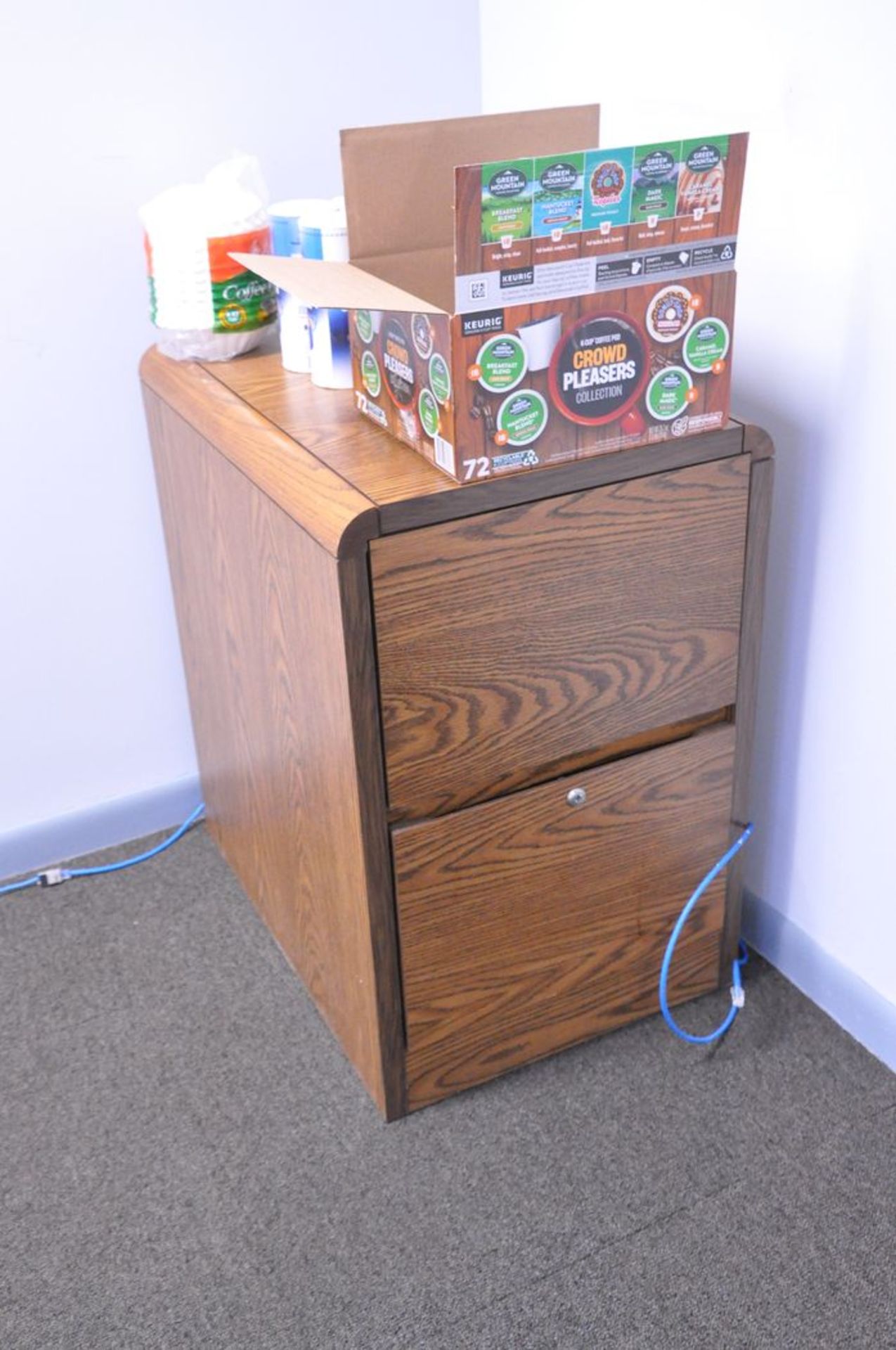 Lot - (2) Desks, (1) 2-Drawer Wood Lateral File Cabinet, (1) 2-Drawer Wood Legal File Cabinet and ( - Image 2 of 4