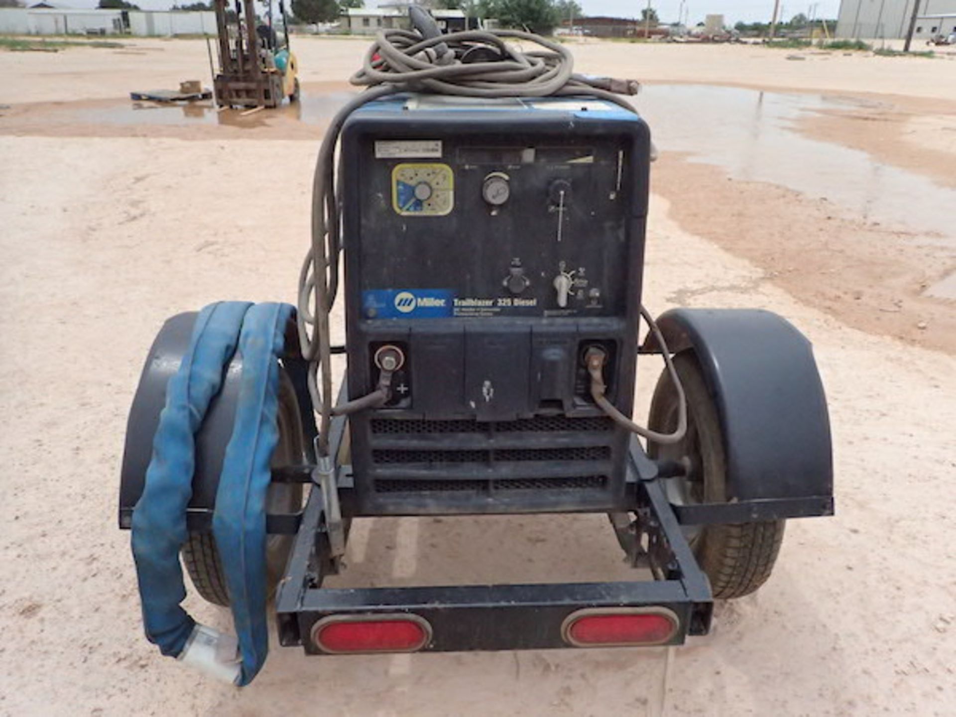 Miller Trailblazer 325 Diesel DC Welder/Generator, S/N: MH370044R (2017); Mounted on Single Axle - Image 5 of 17